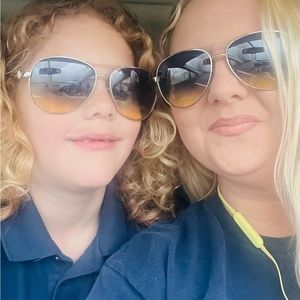 Meet your Posher, Christi